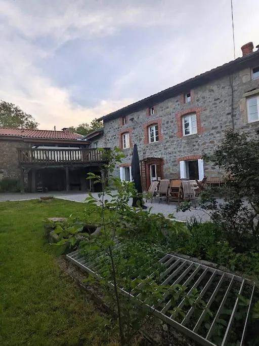 Holiday home Les Gouttes Hotes - Maison De Charme Essertines-en-Chatelneuf
